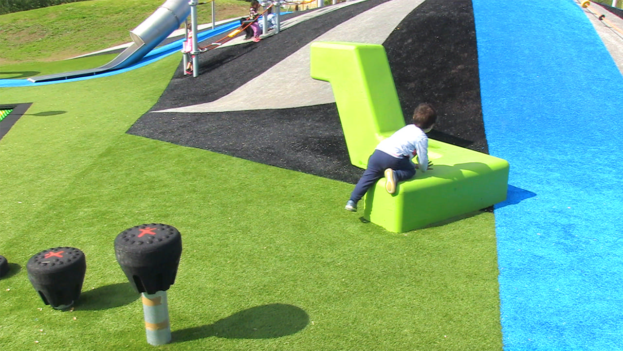 SafeGrass Eco Fallhöjd >130cm. 100m2